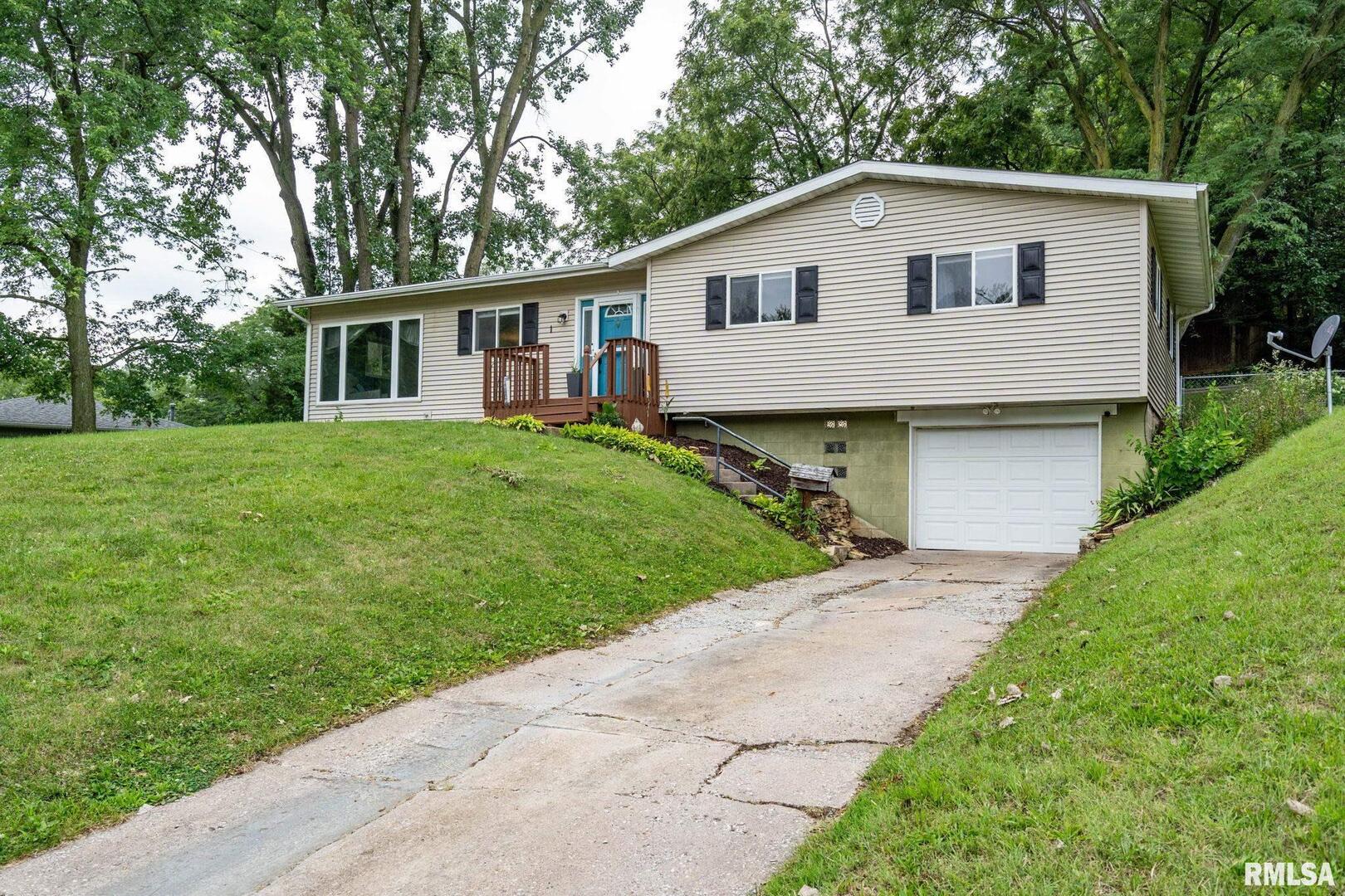 1 WAVERLY Court