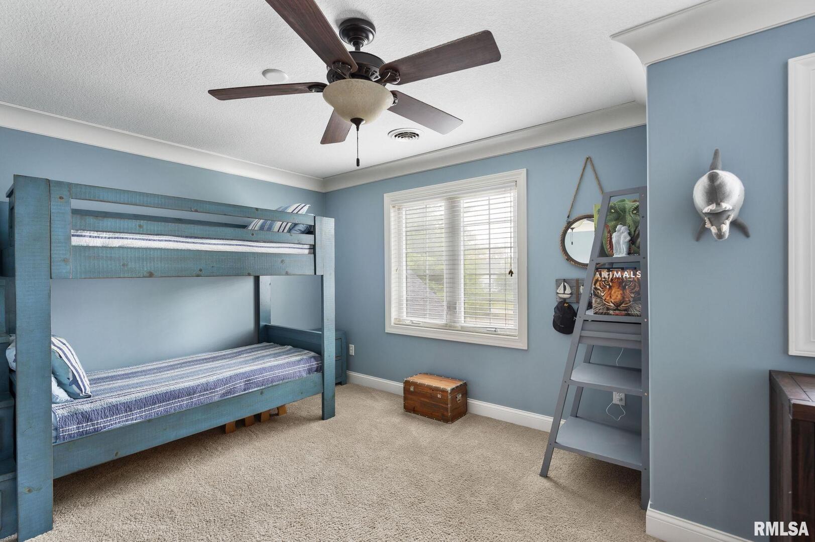 6165 LAKELAND Court