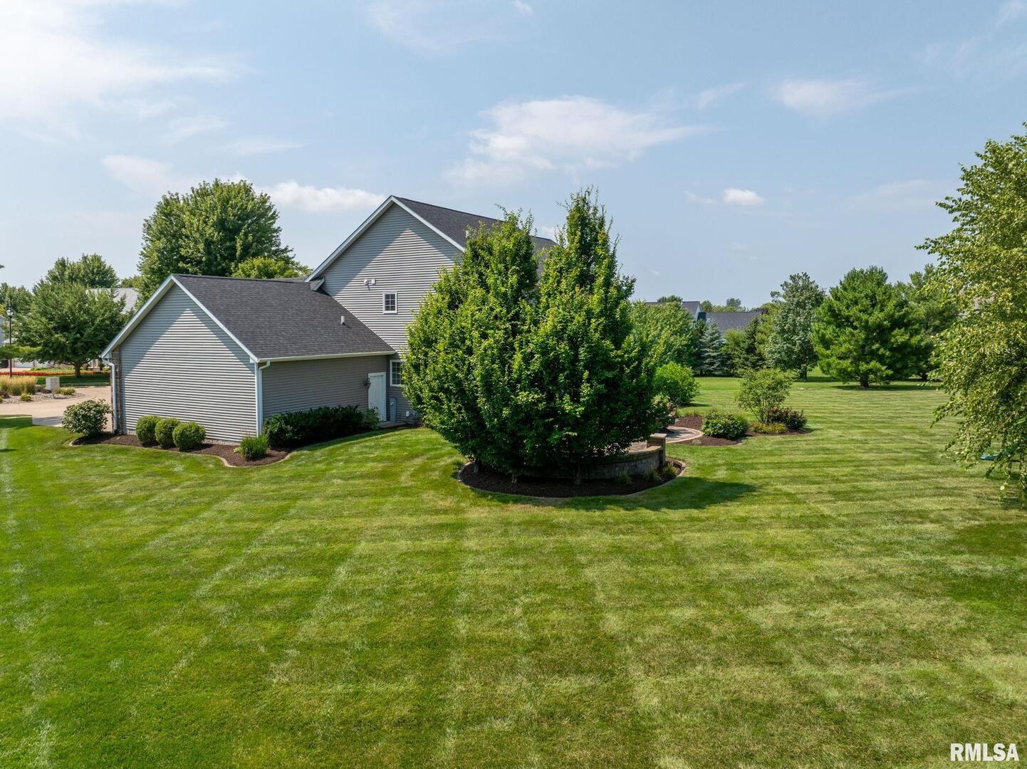 6165 LAKELAND Court