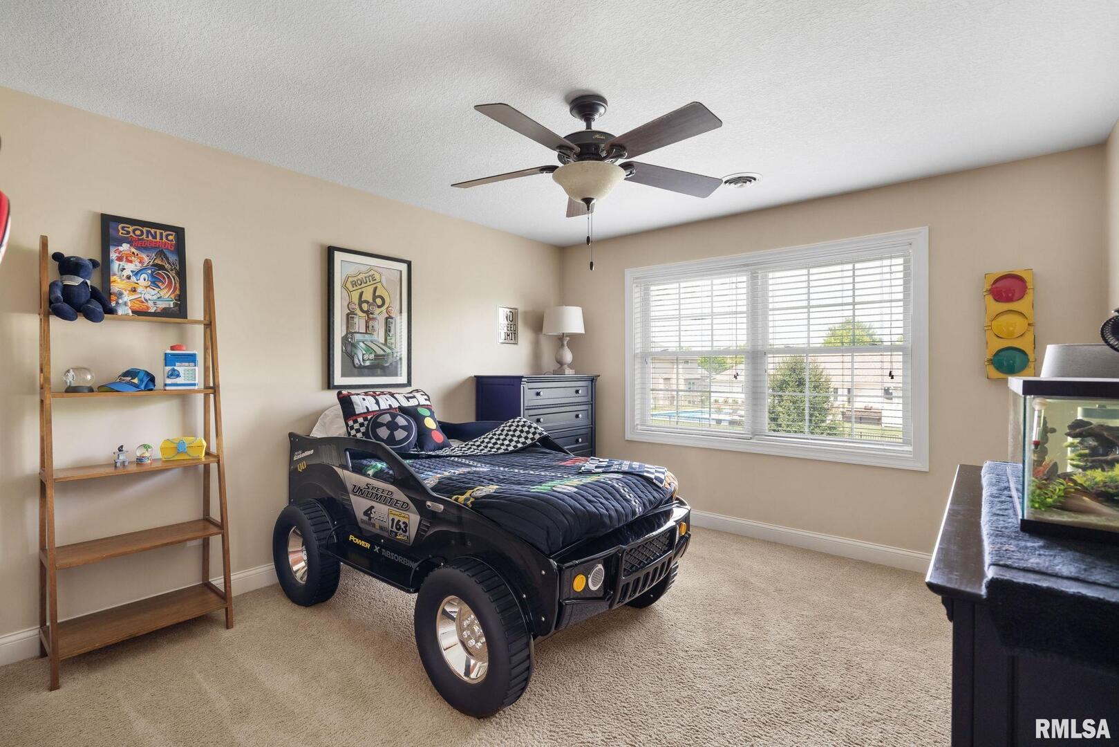6165 LAKELAND Court