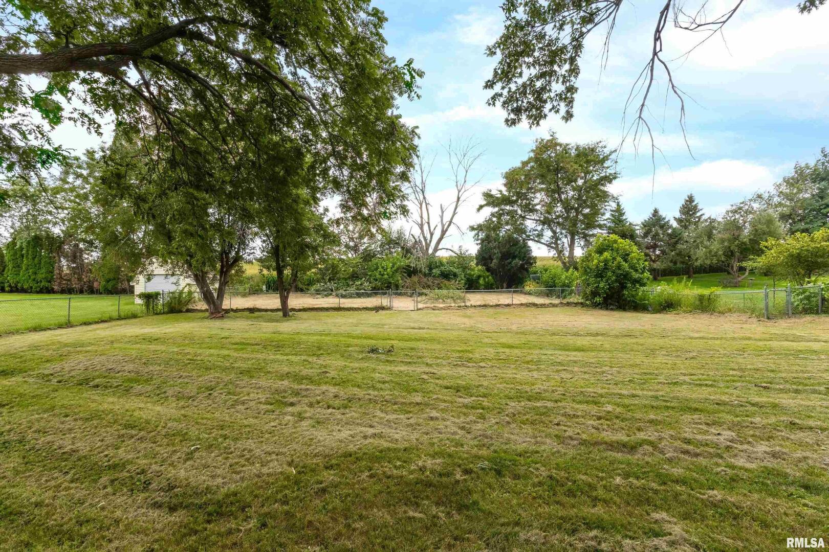 2735 DANIELS Court