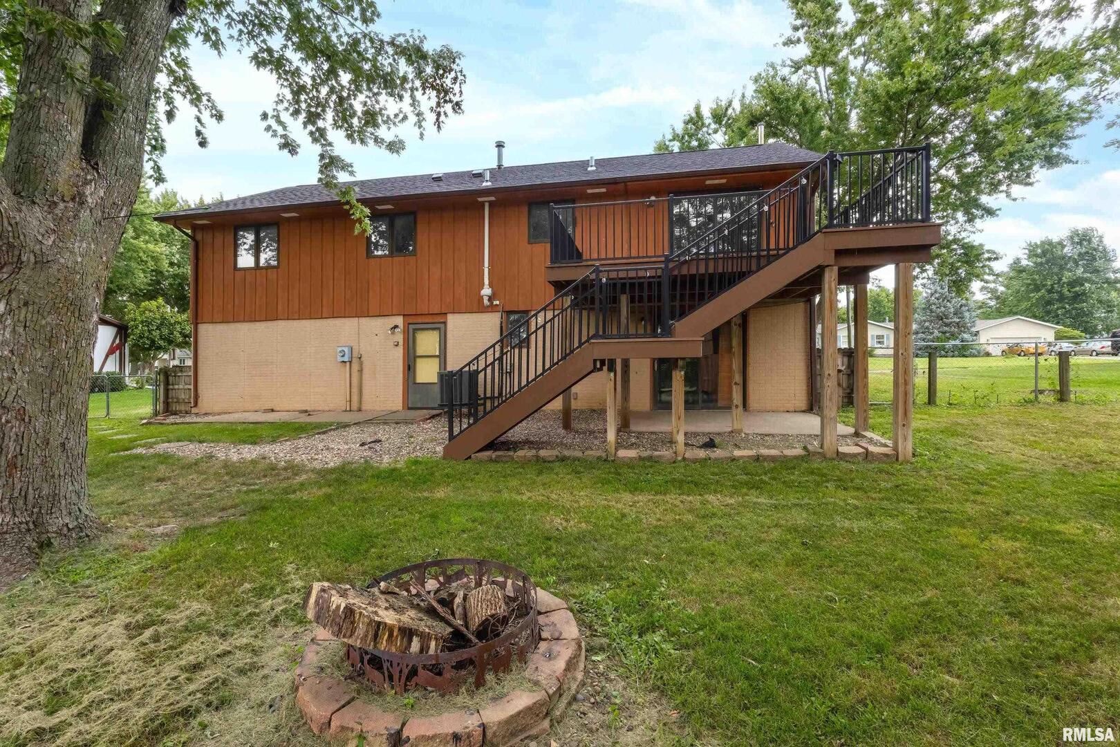 2735 DANIELS Court