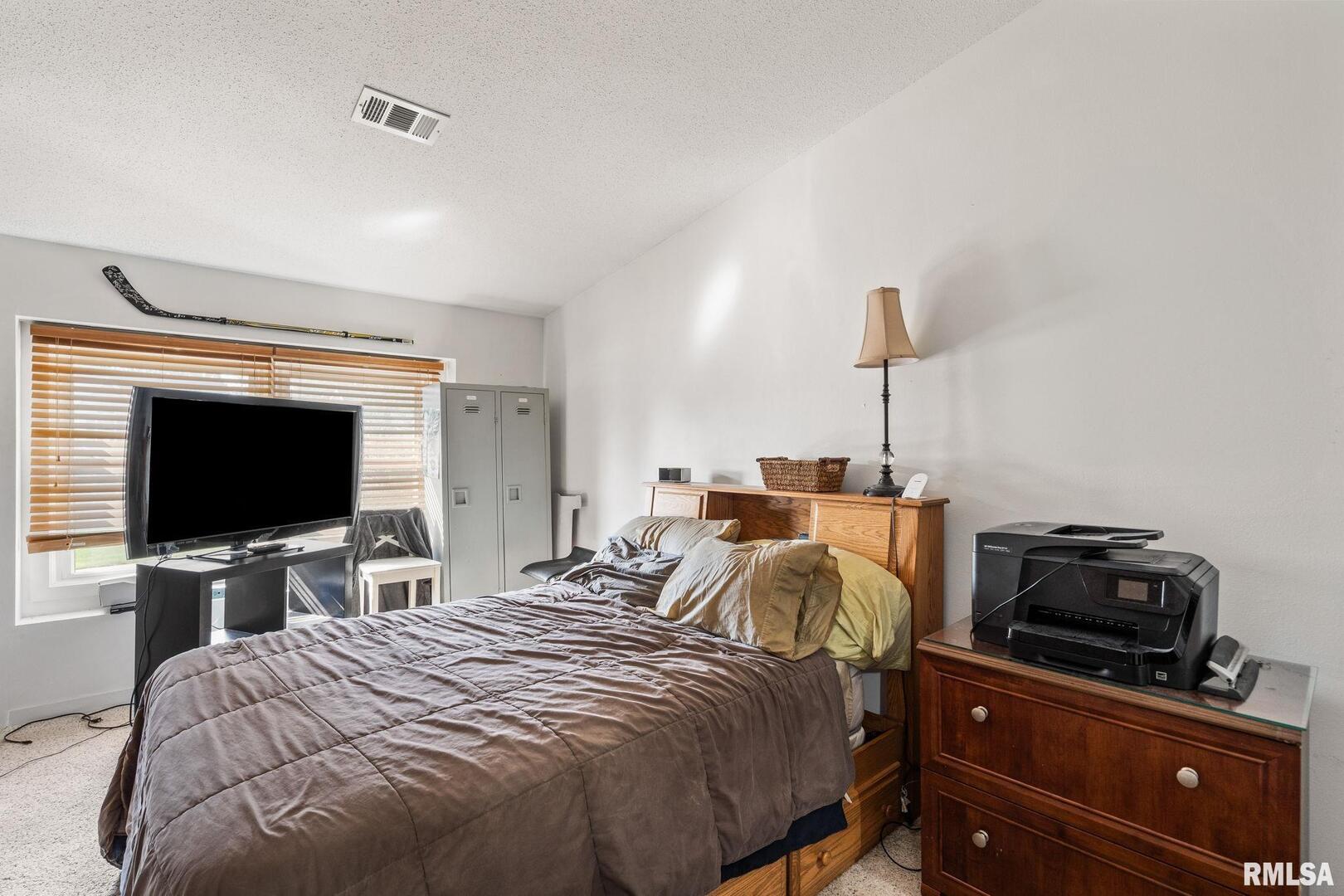 4633 CROW CREEK Court
