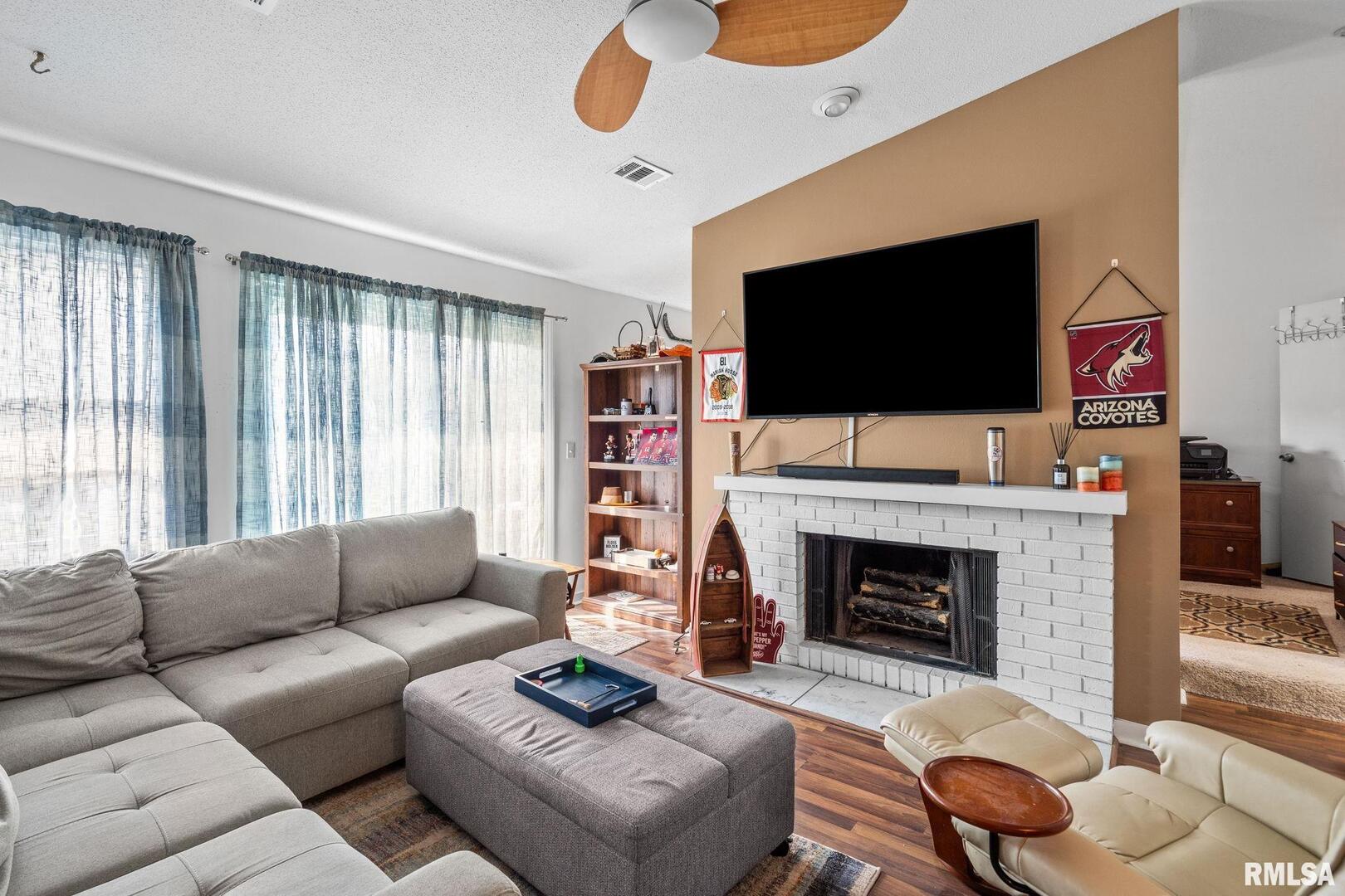4633 CROW CREEK Court
