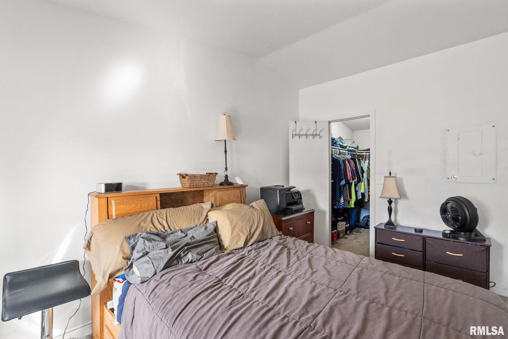 4633 CROW CREEK Court