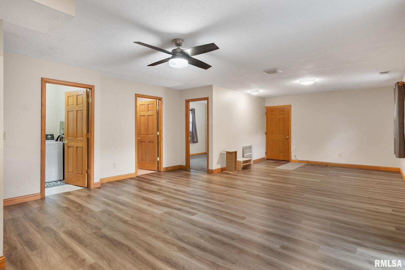 11350 CIRCLE Drive