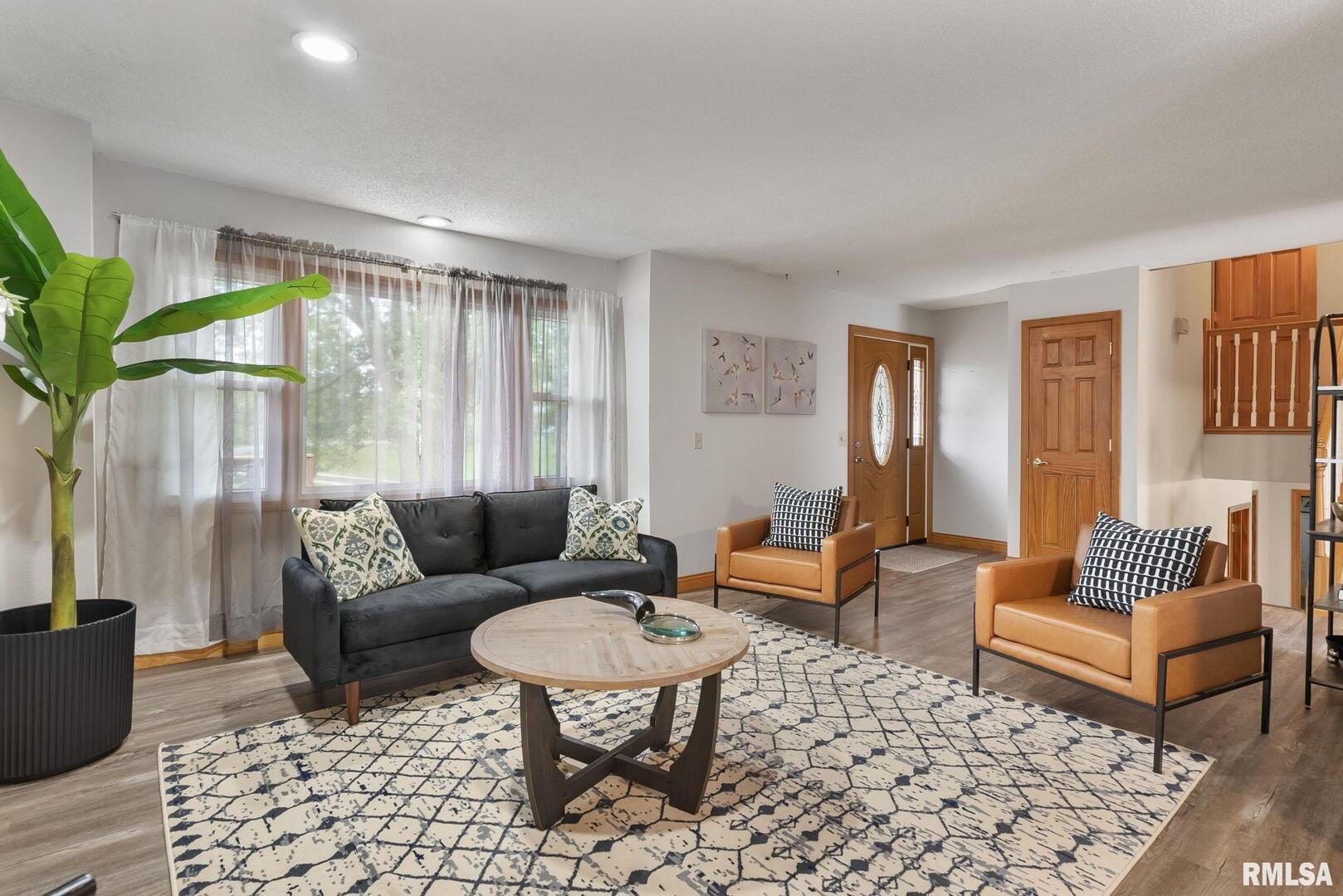 11350 CIRCLE Drive