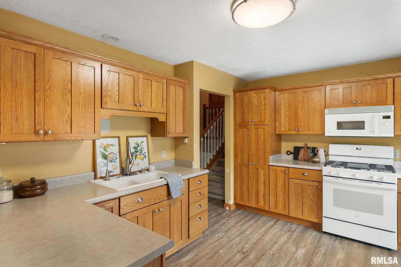 11350 CIRCLE Drive