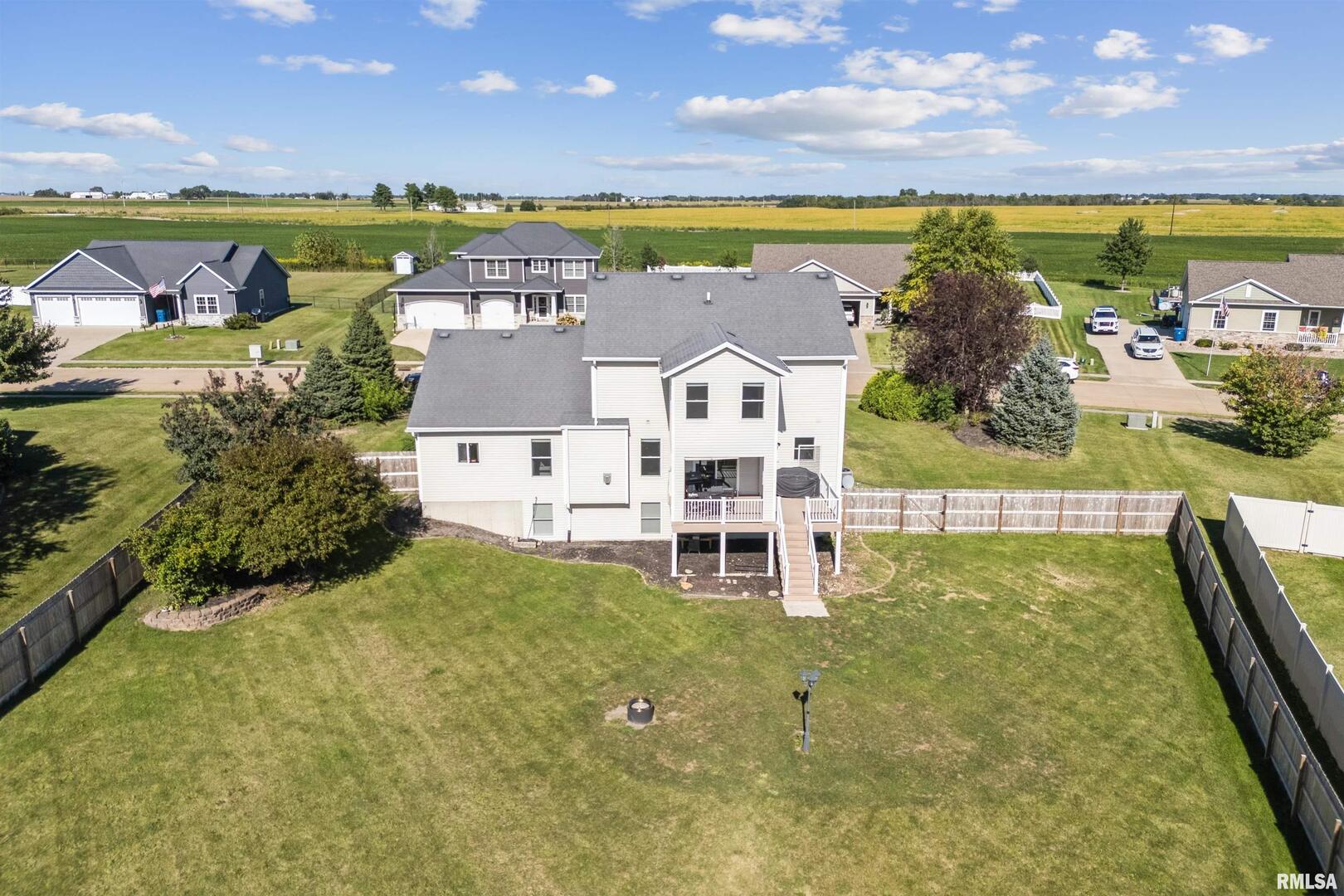 420 Fenceline Drive