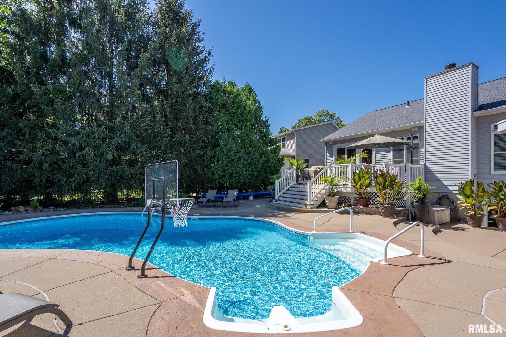 5051 BRENTWOOD Drive