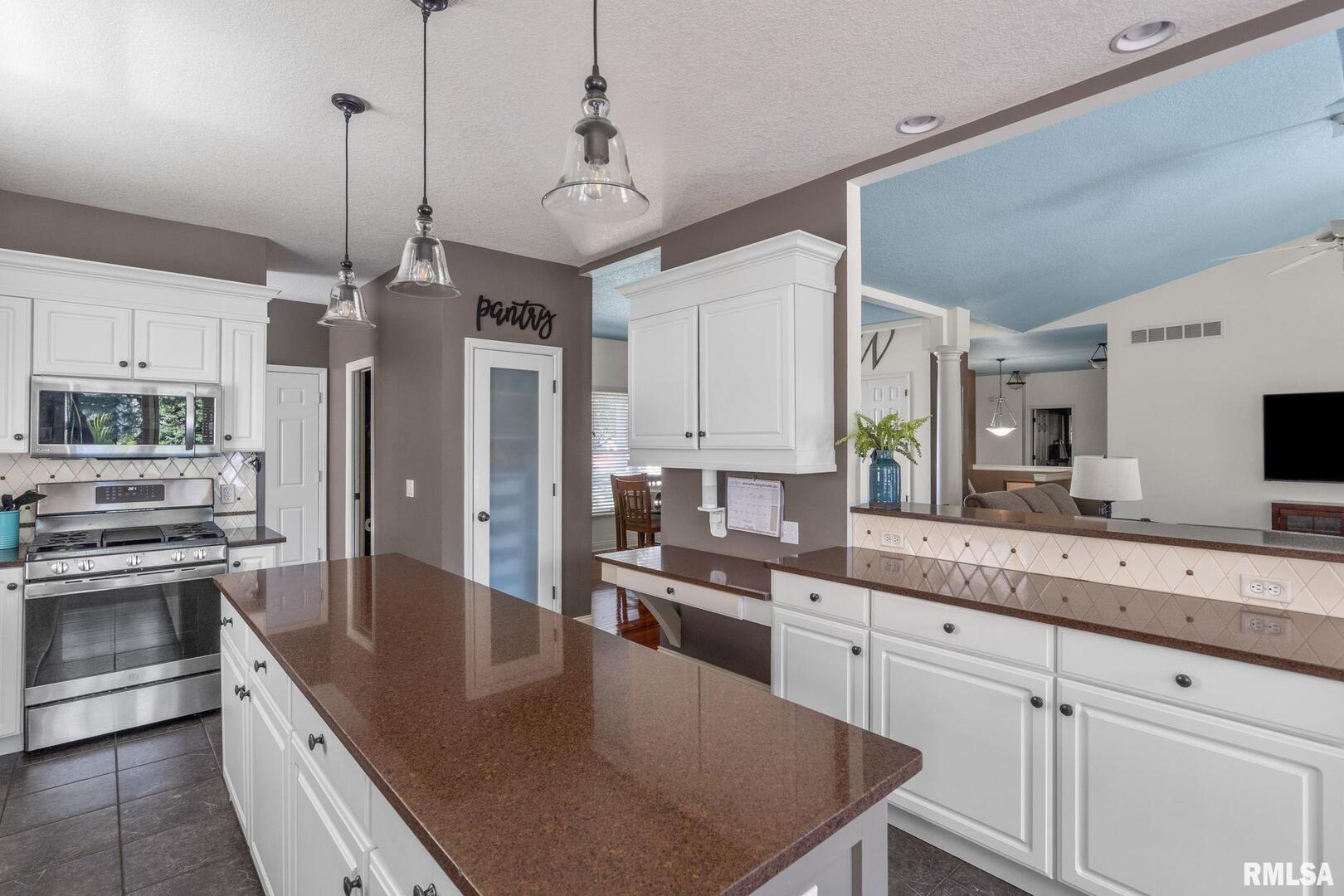 5051 BRENTWOOD Drive