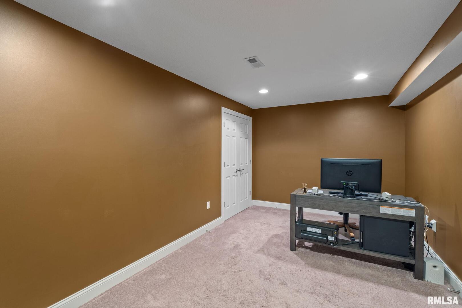 5051 BRENTWOOD Drive