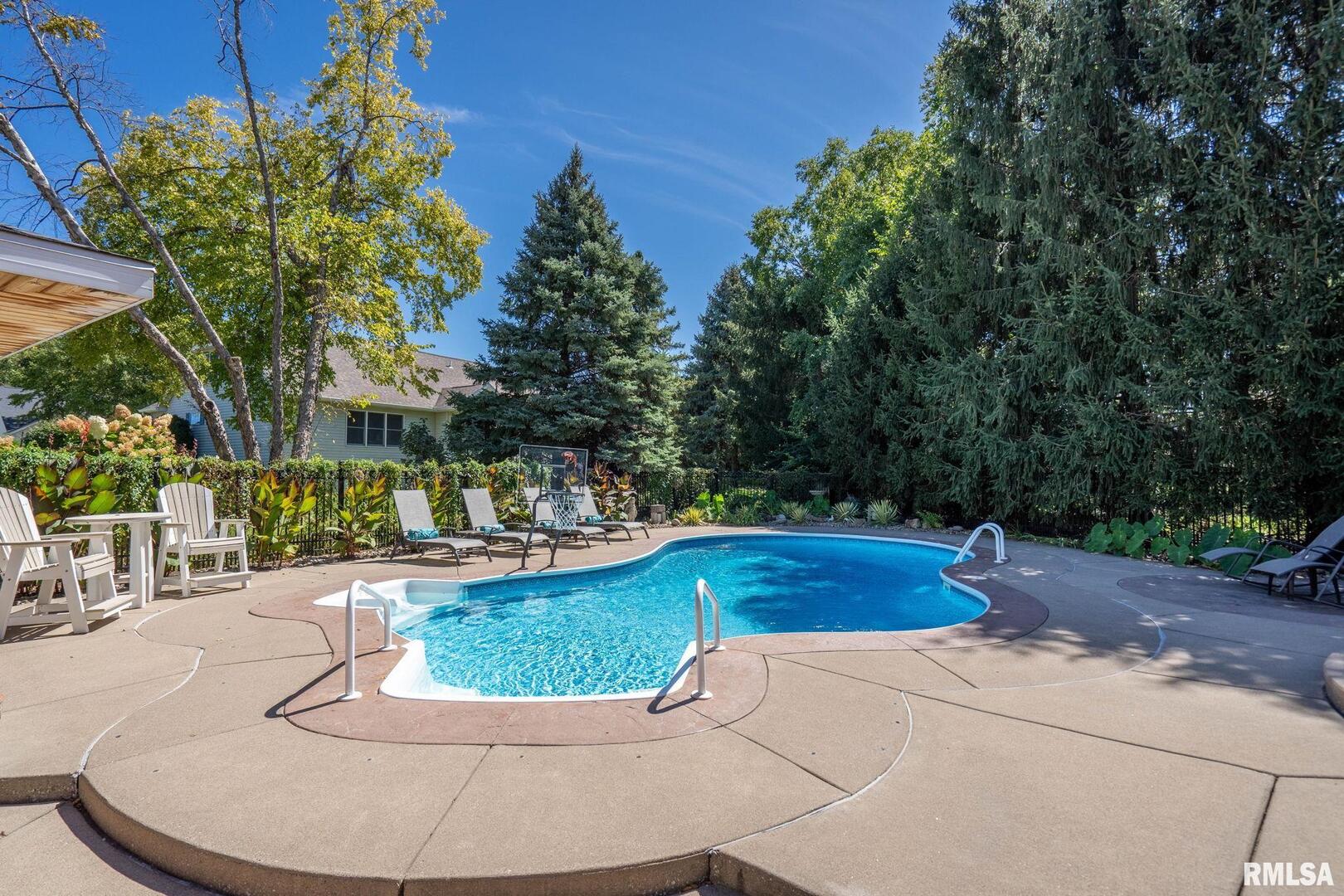 5051 BRENTWOOD Drive