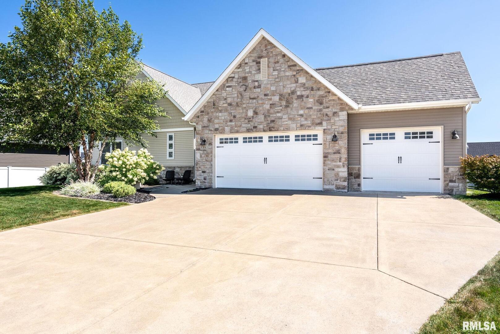 5361 EMILY Court