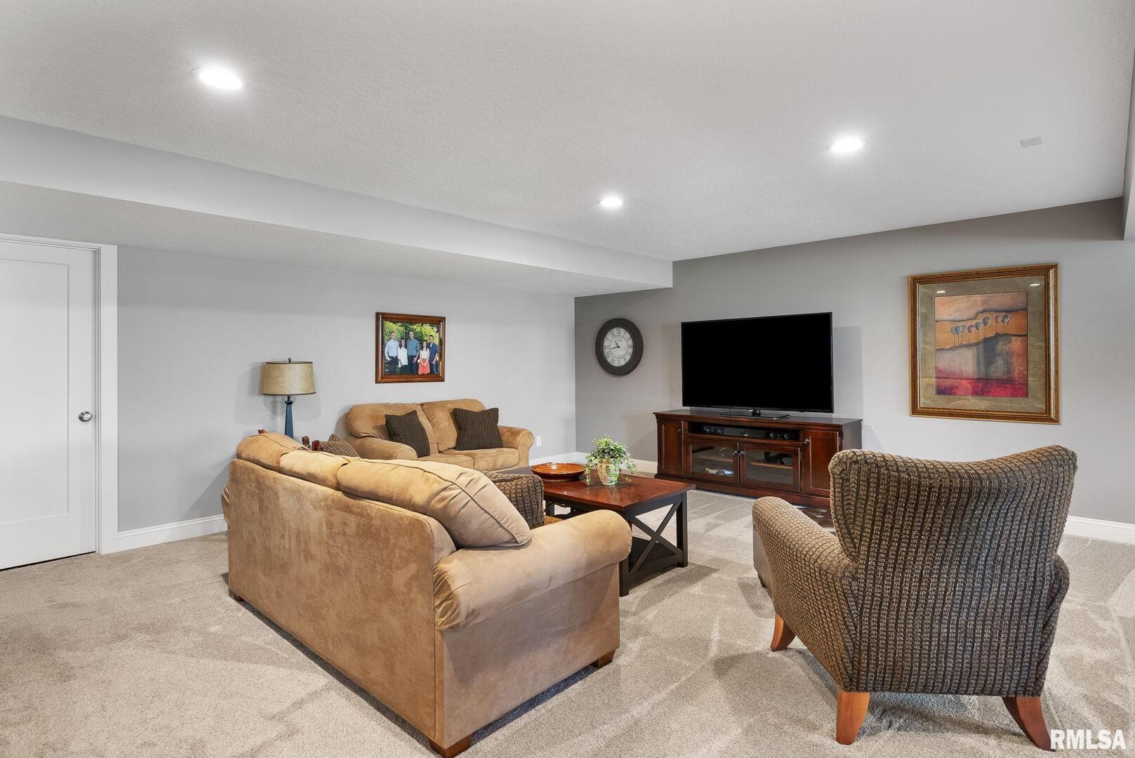 5361 EMILY Court