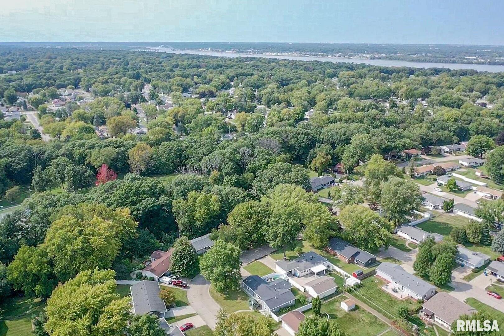 2815 4TH Street Court