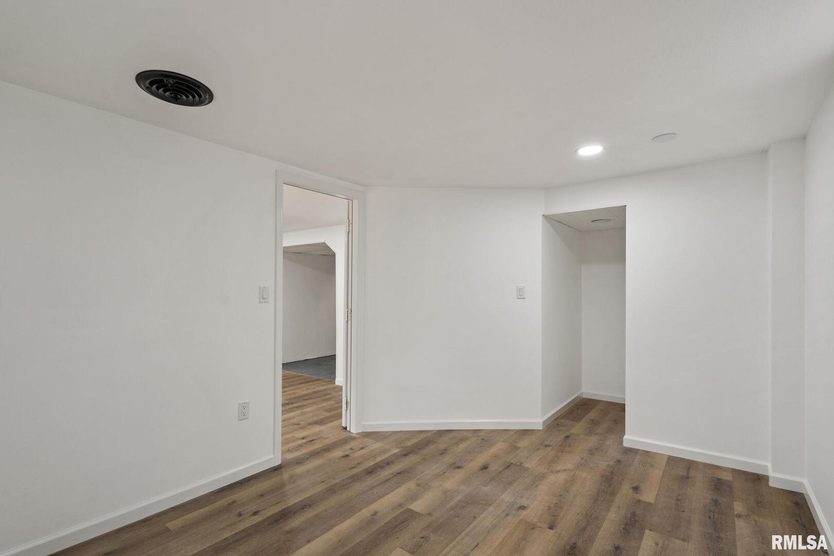 2815 4TH Street Court