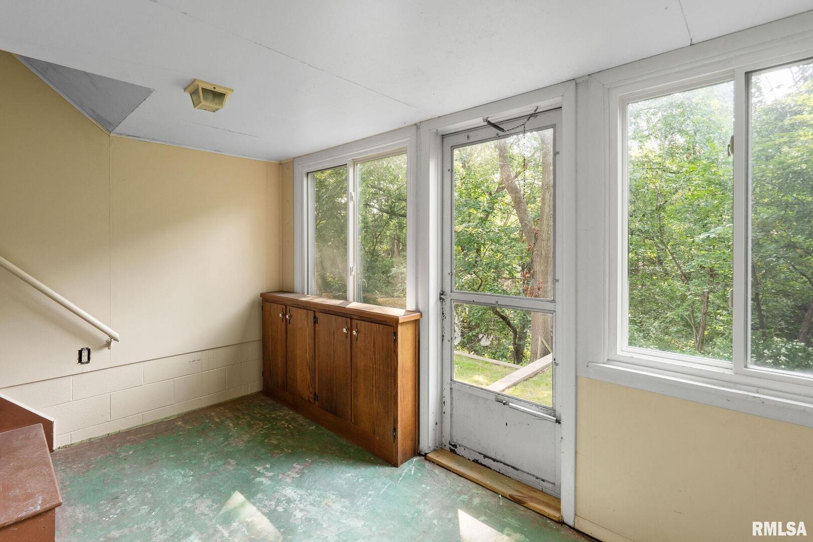 2815 4TH Street Court