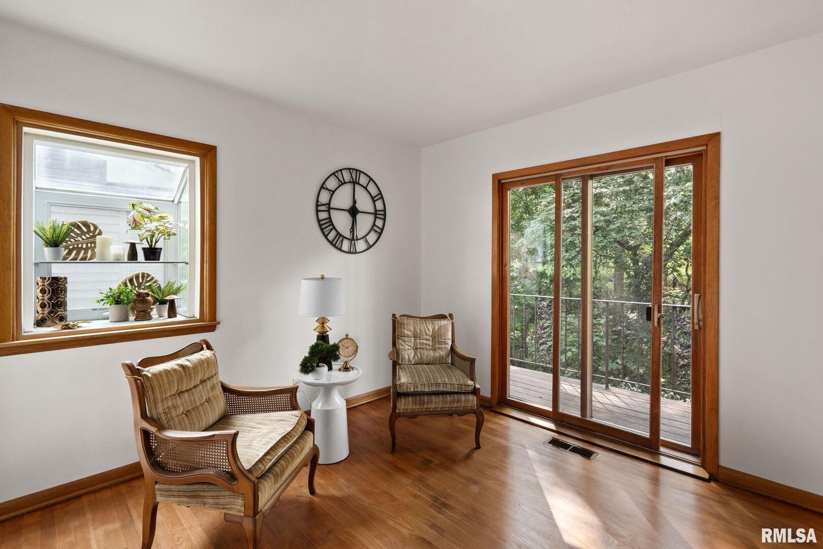 2815 4TH Street Court