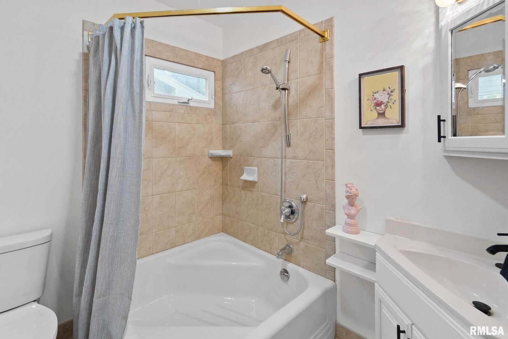 2815 4TH Street Court