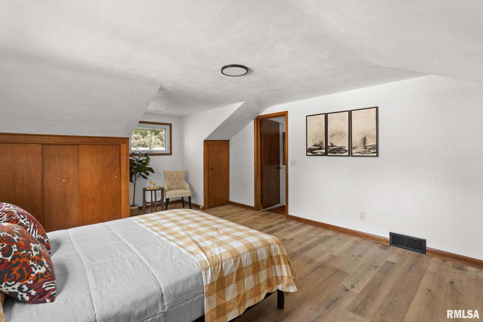 2815 4TH Street Court