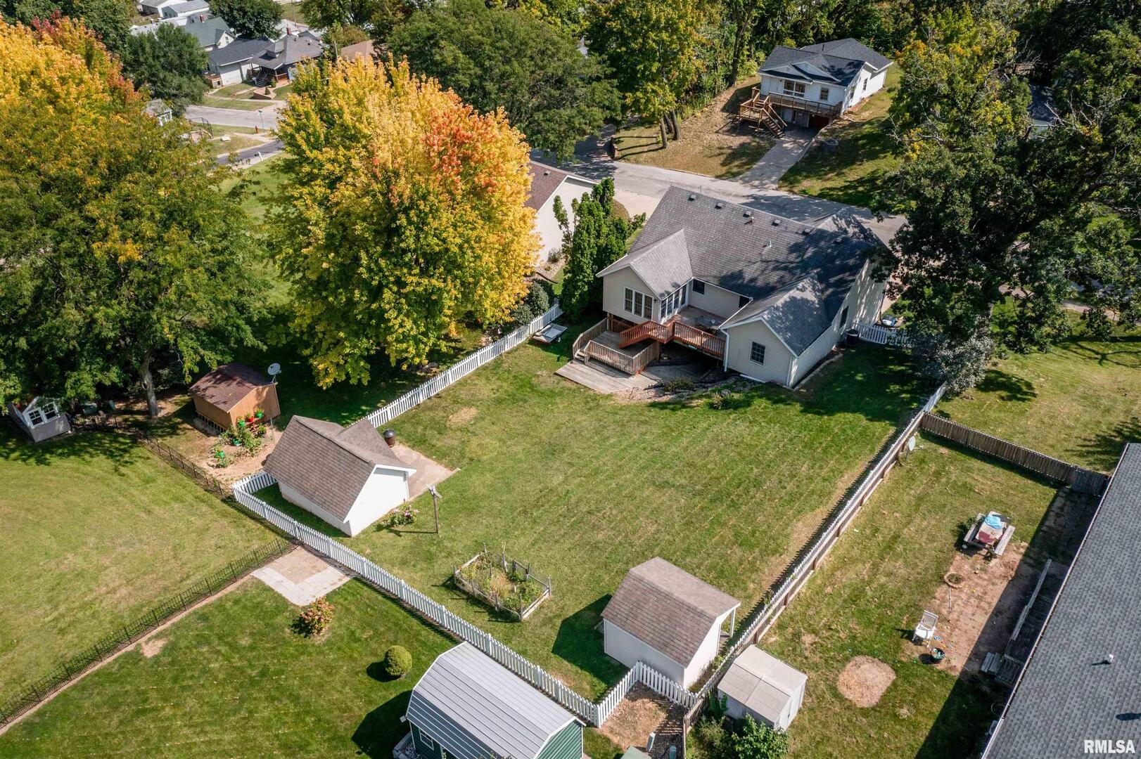 238 7TH Street