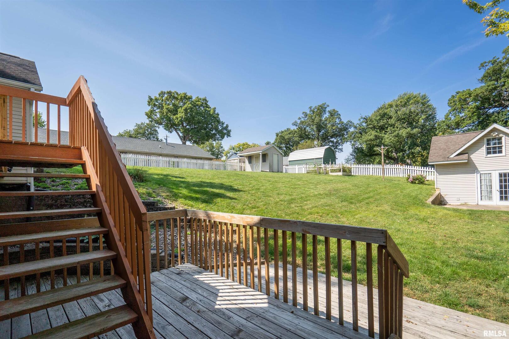 238 7TH Street