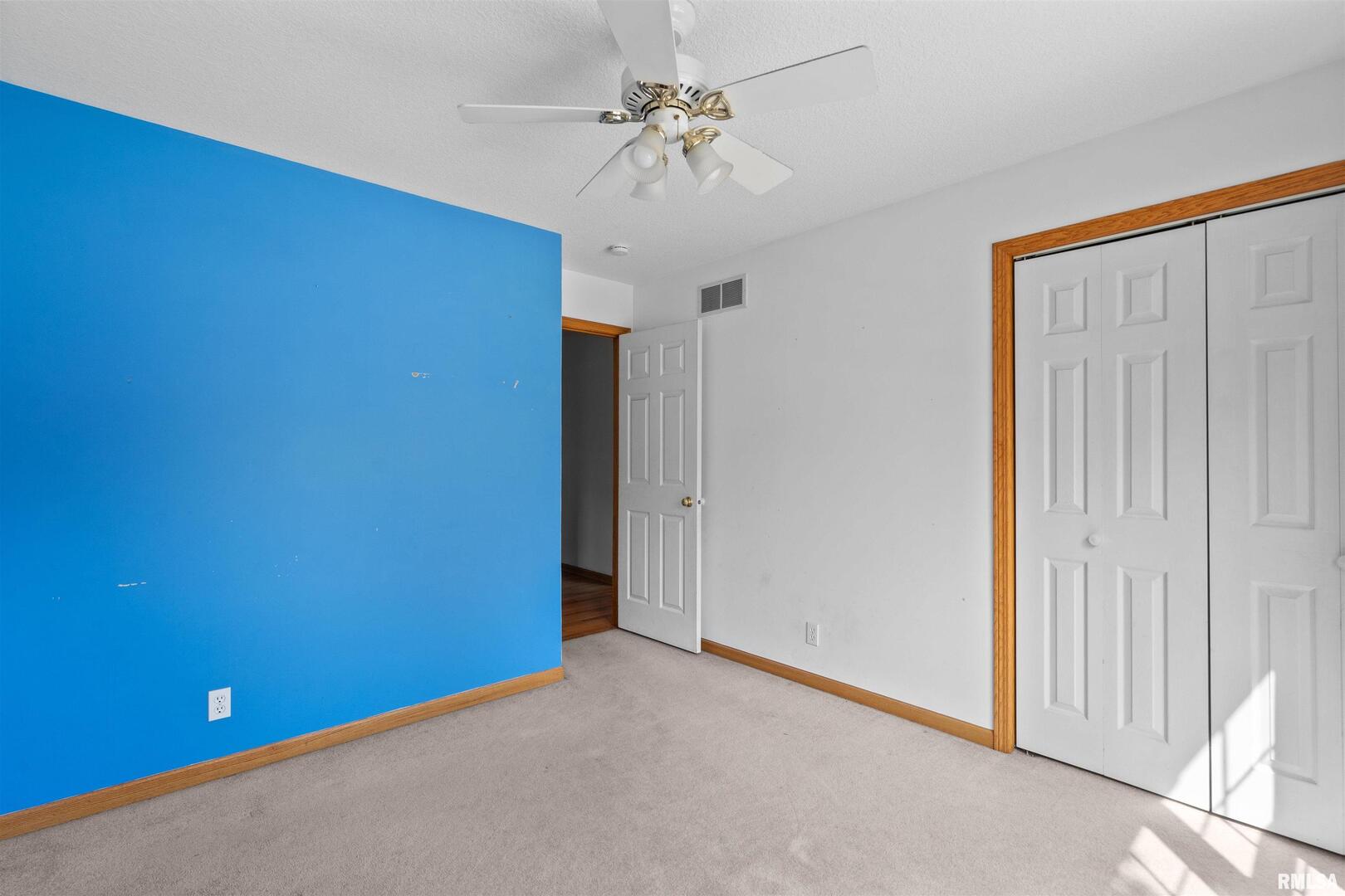 238 7TH Street