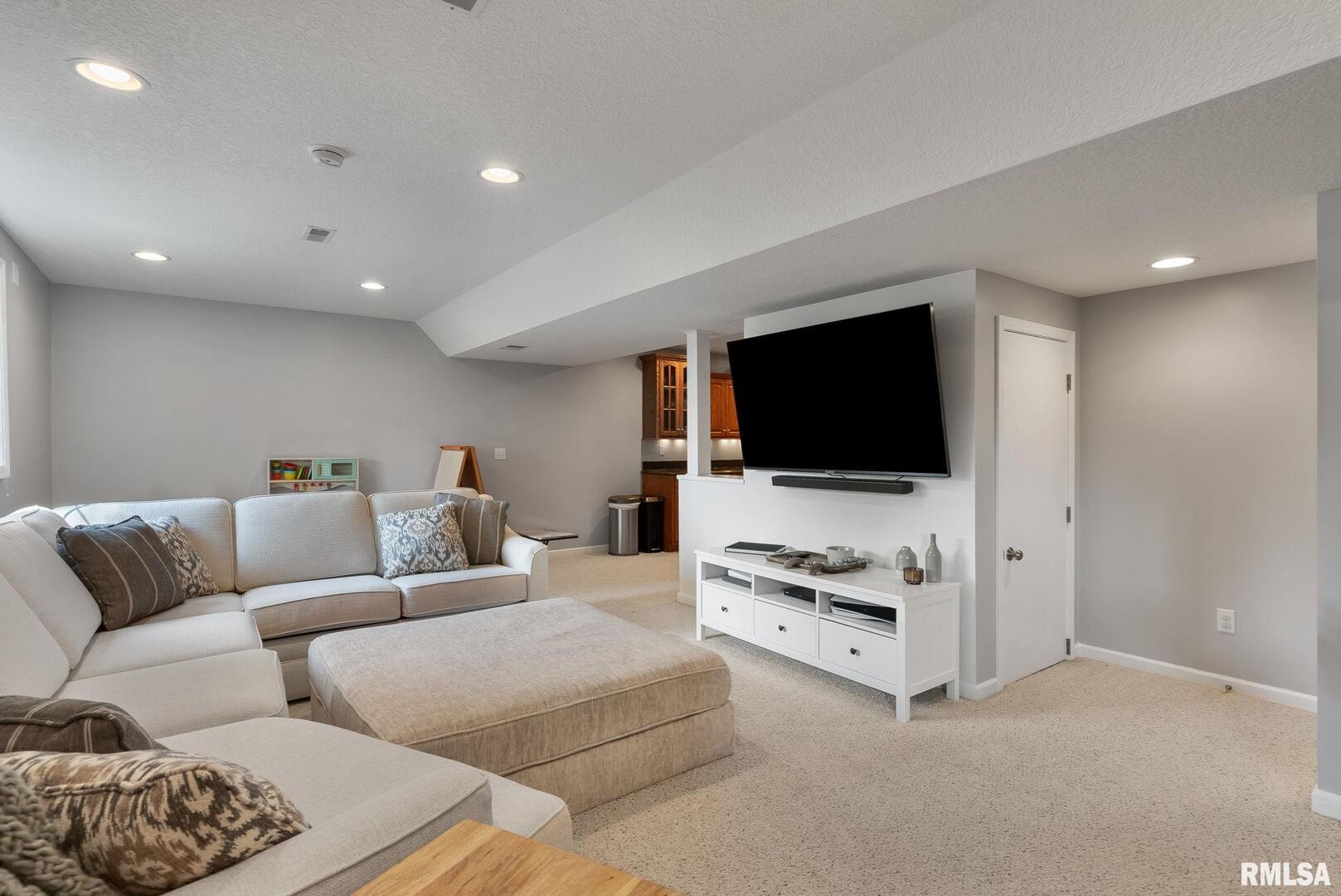 1198 BRIDGEVIEW Place