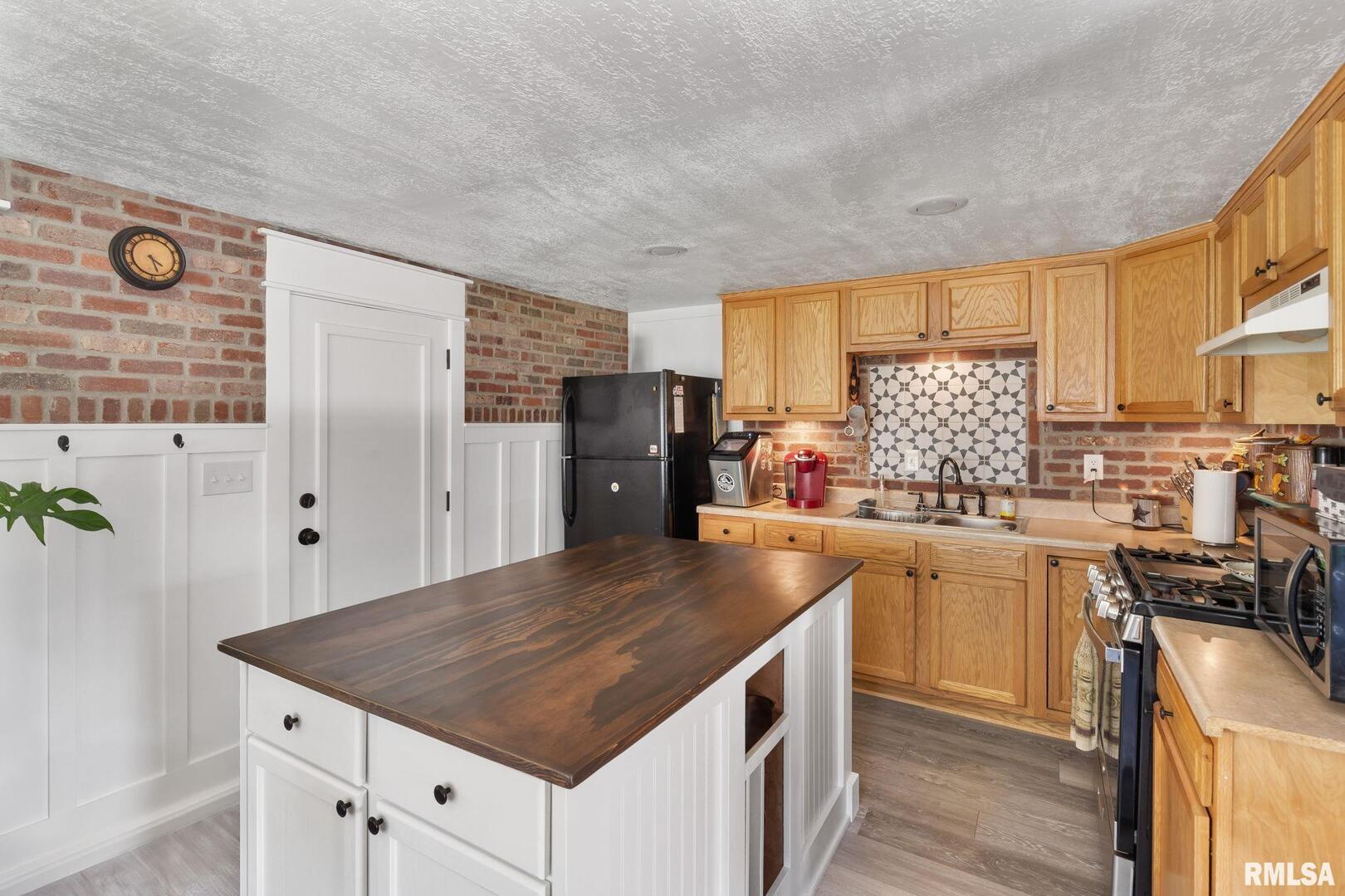 3485 WOODHOLM Lane