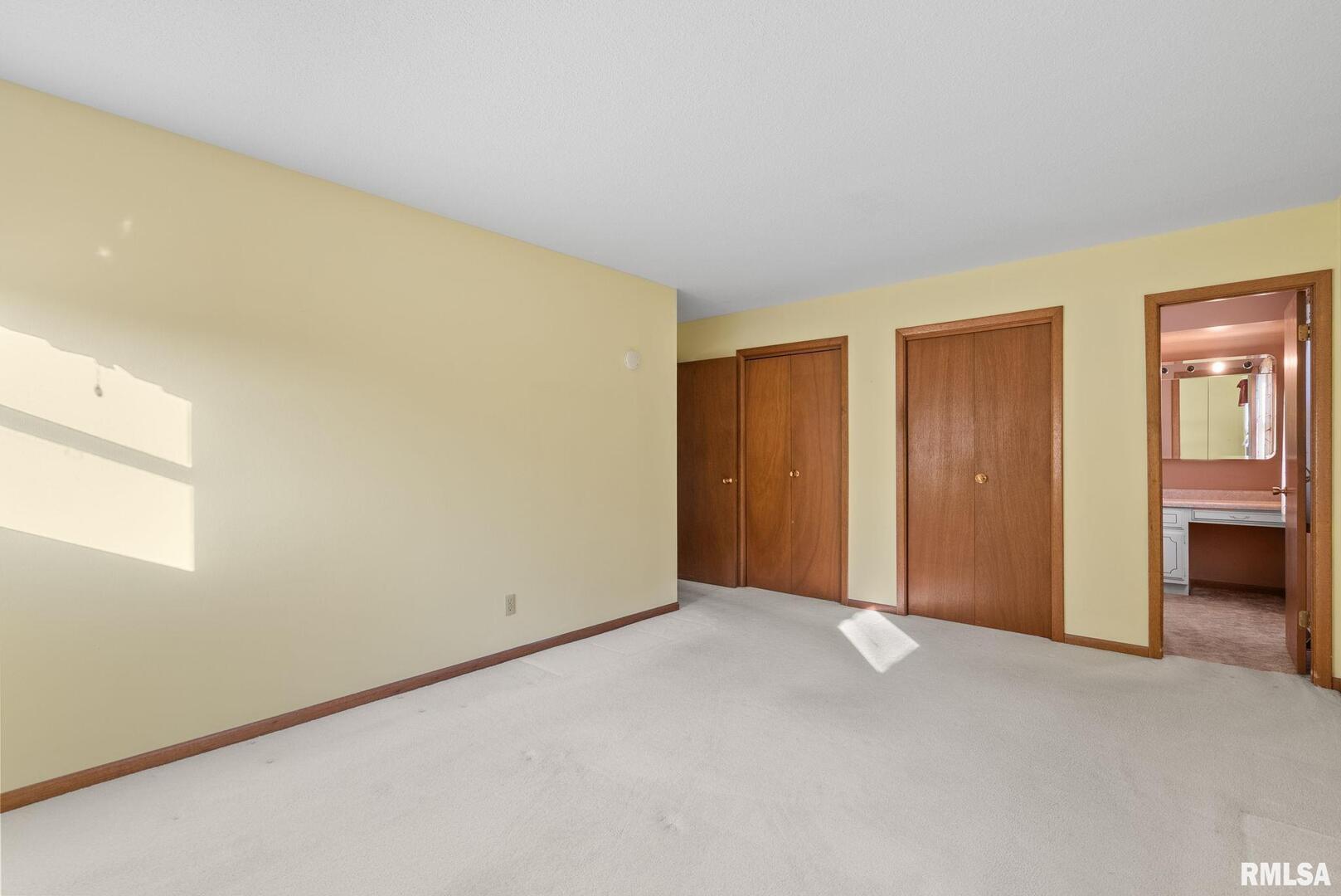 2824 CARRIAGE HILL Drive