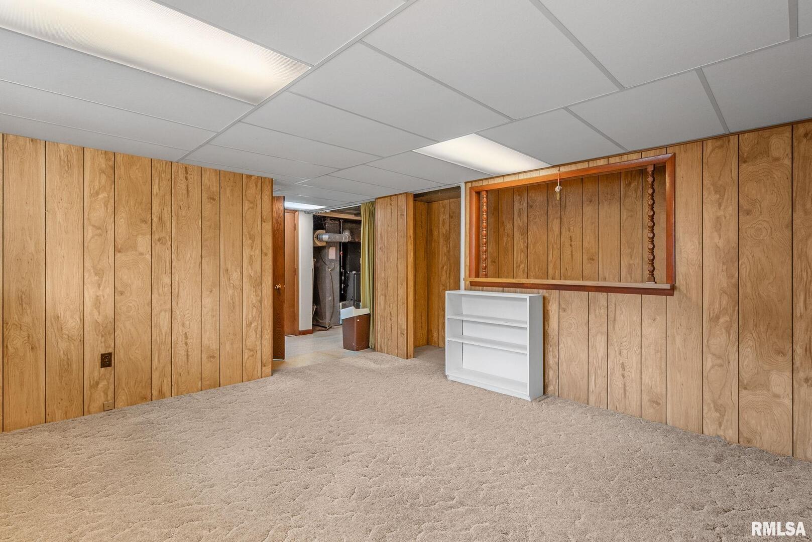 2824 CARRIAGE HILL Drive
