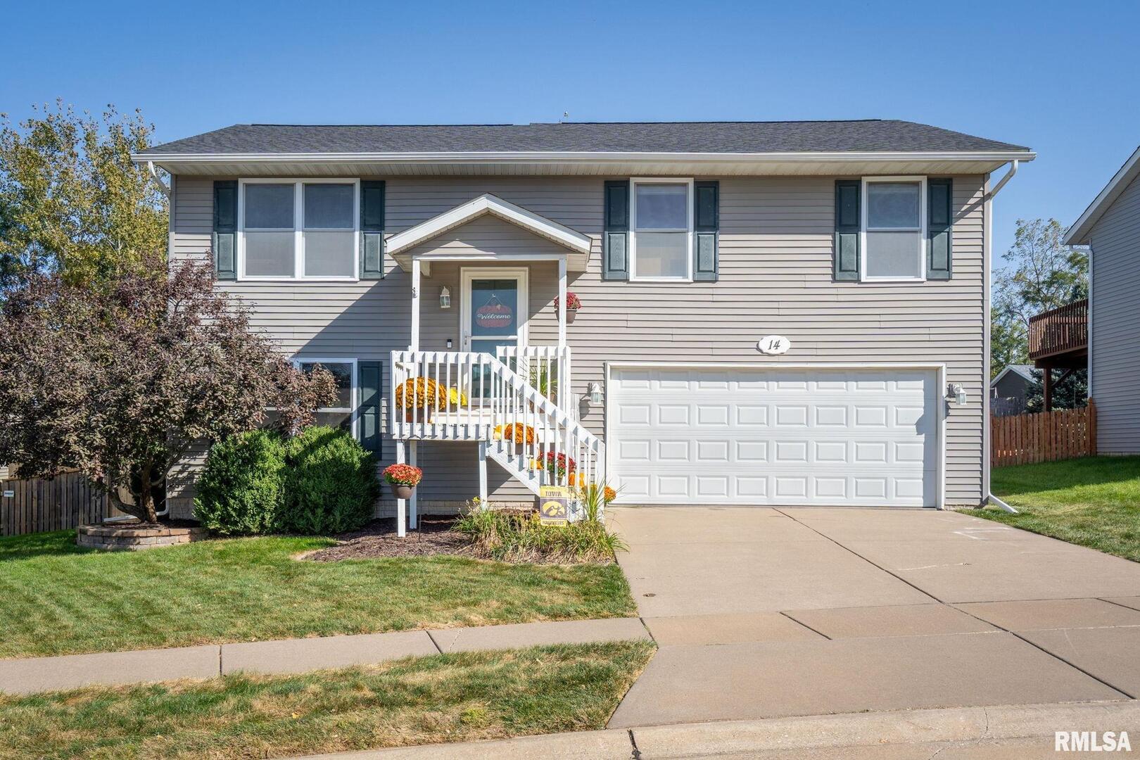 14 W VILLAGE Circle