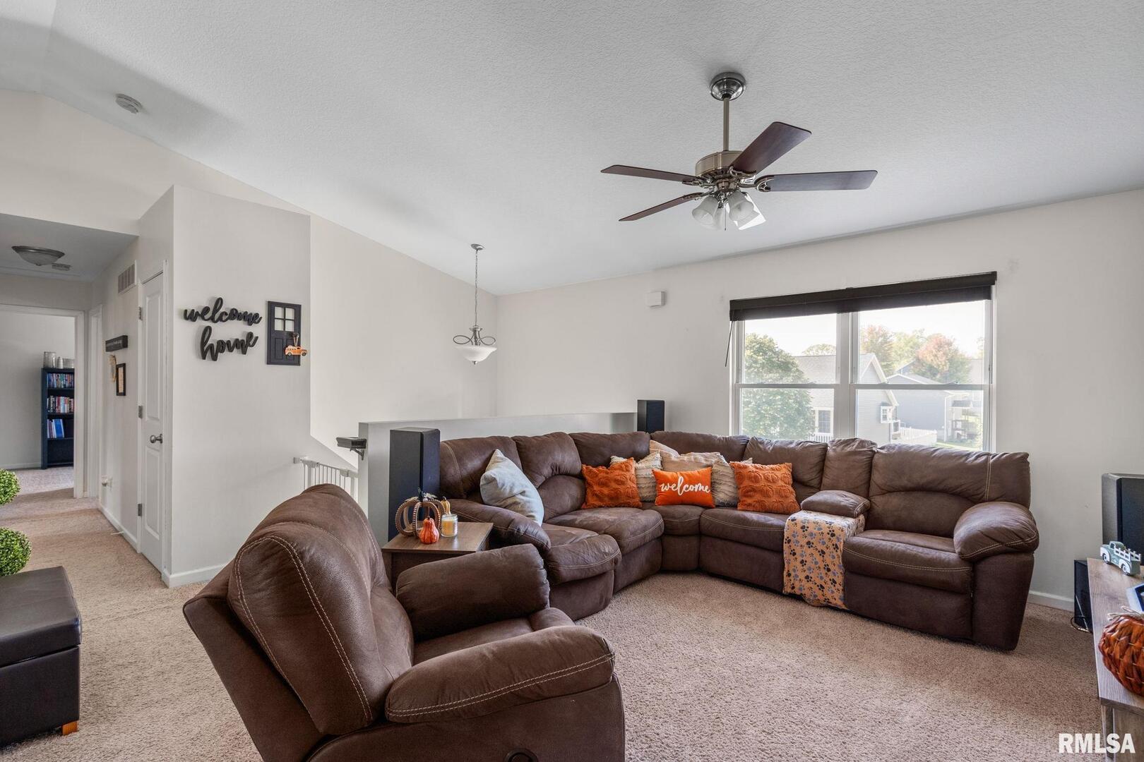 14 W VILLAGE Circle
