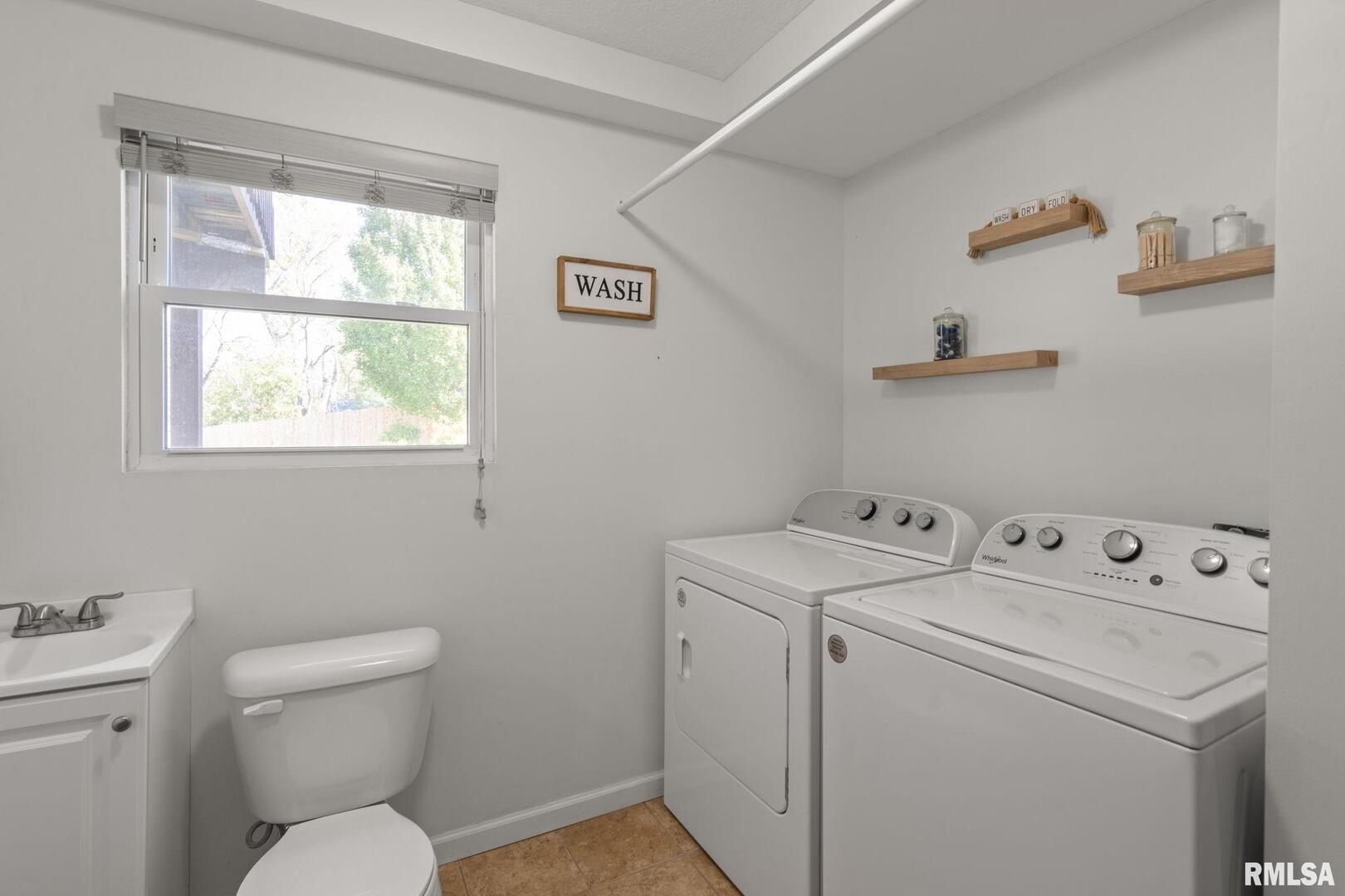 14 W VILLAGE Circle