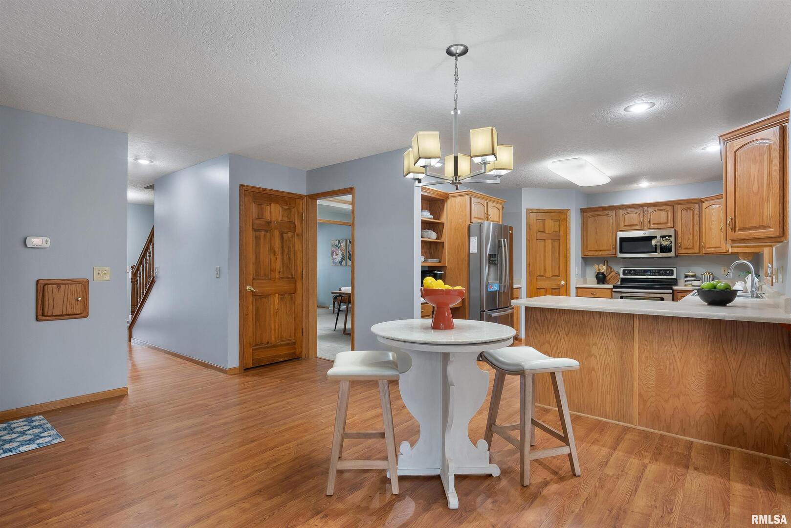 2076 ASHFORD Road