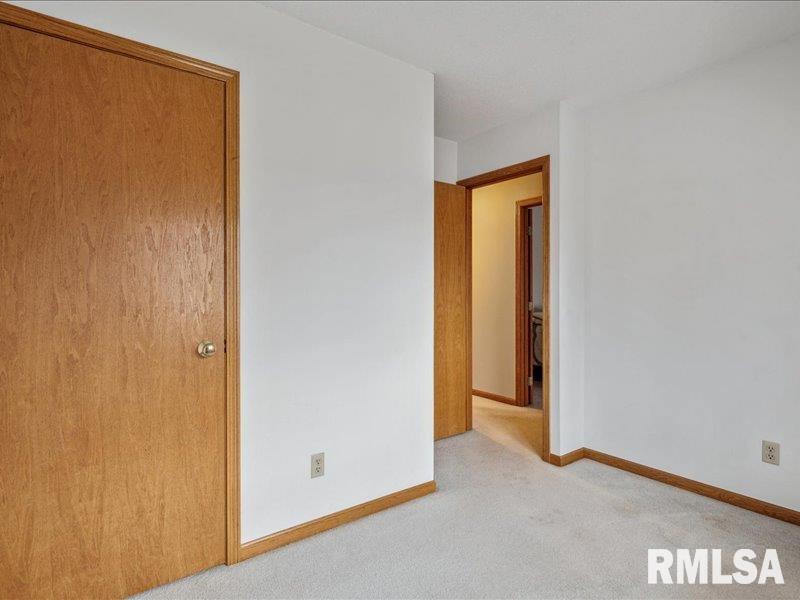 1316 W 53RD Street