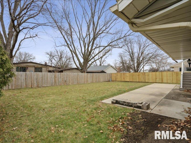 1316 W 53RD Street