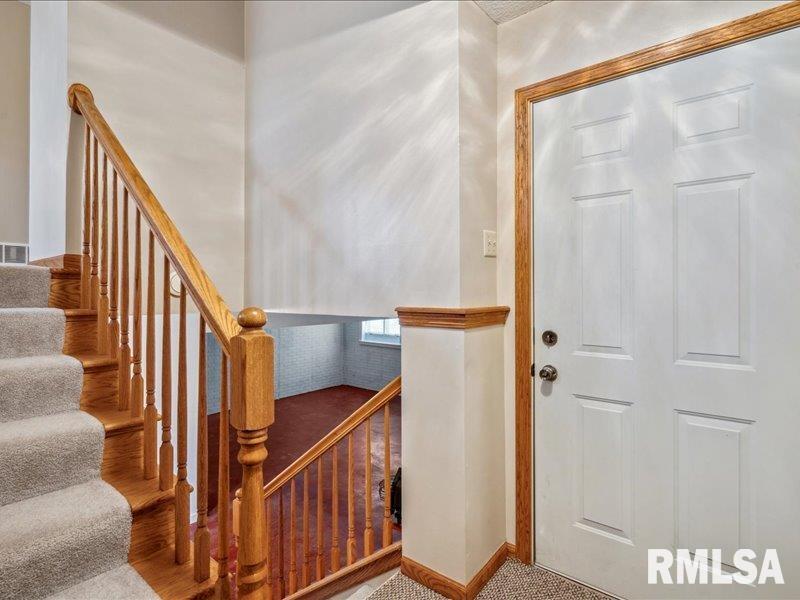 1316 W 53RD Street