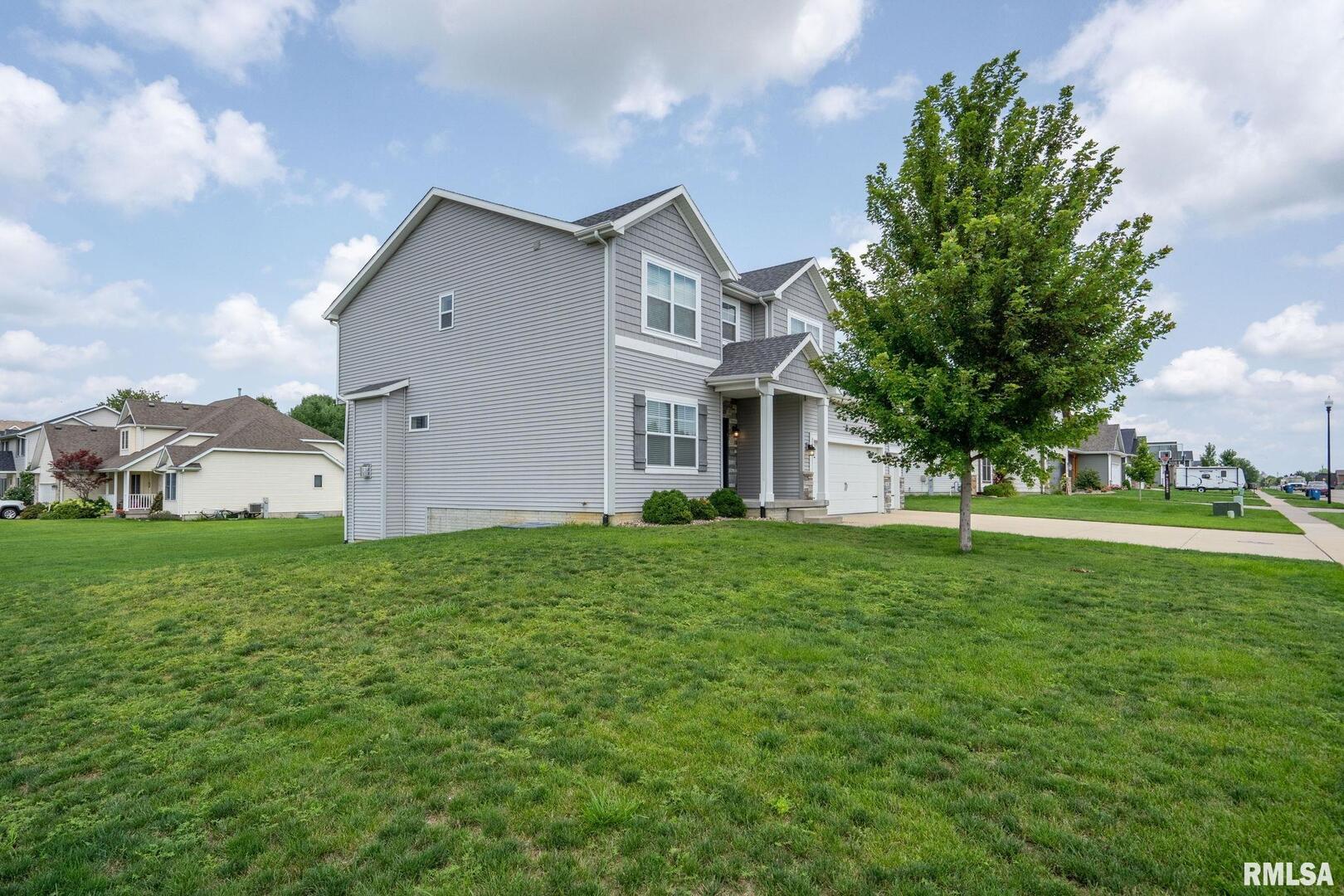 918 W PINEHURST Drive