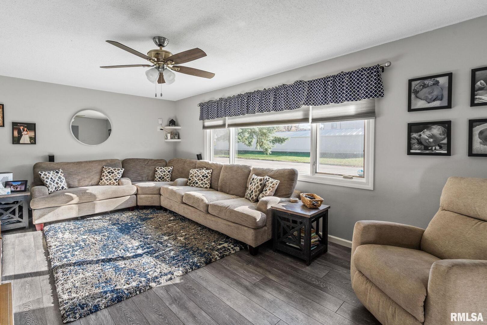 3106 DUNDEE Lane