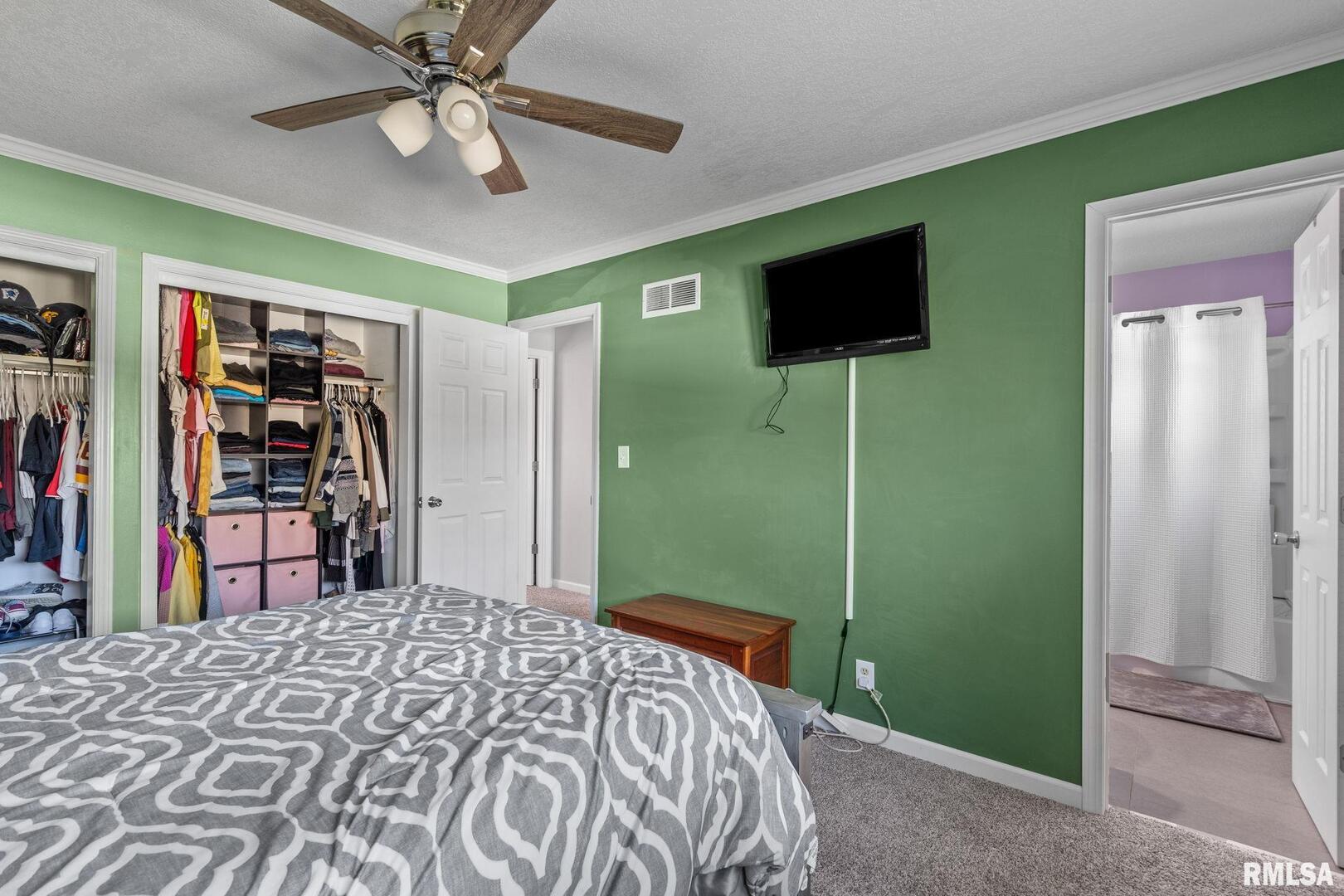 3106 DUNDEE Lane