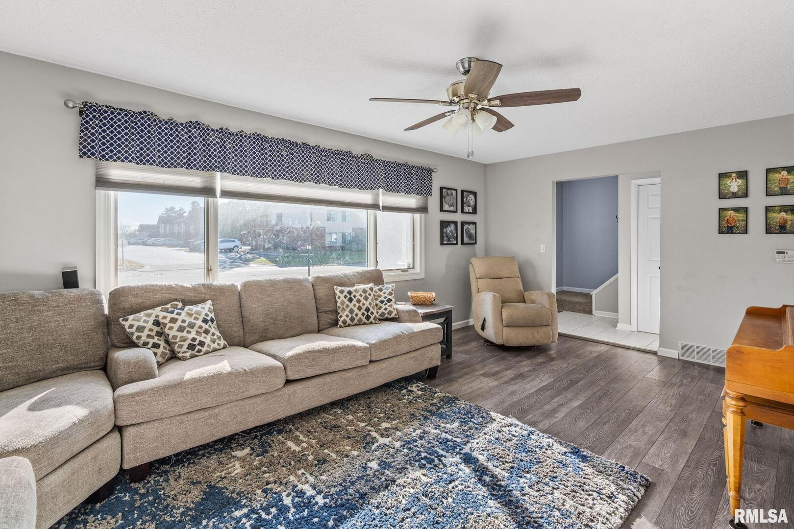3106 DUNDEE Lane