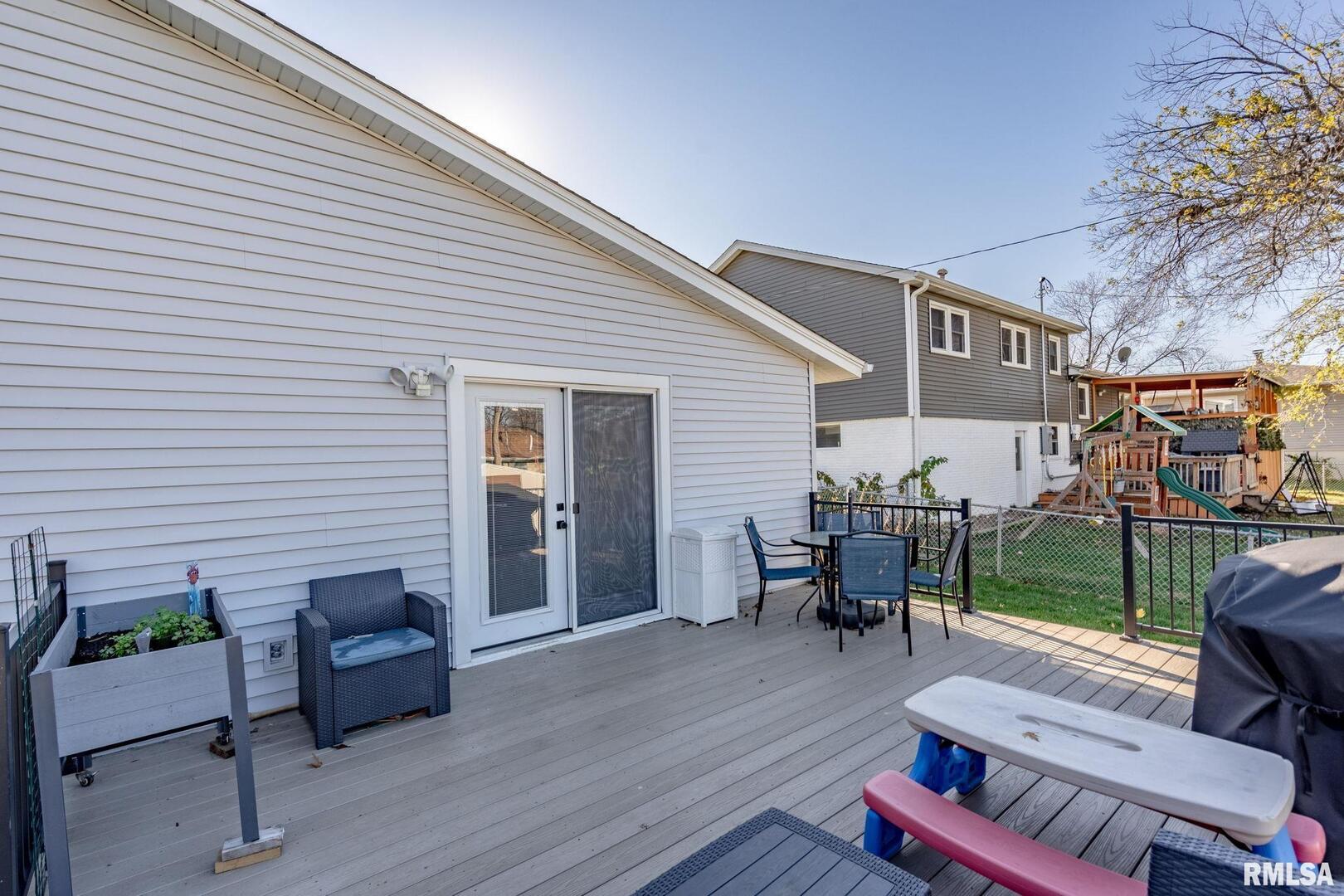 3106 DUNDEE Lane