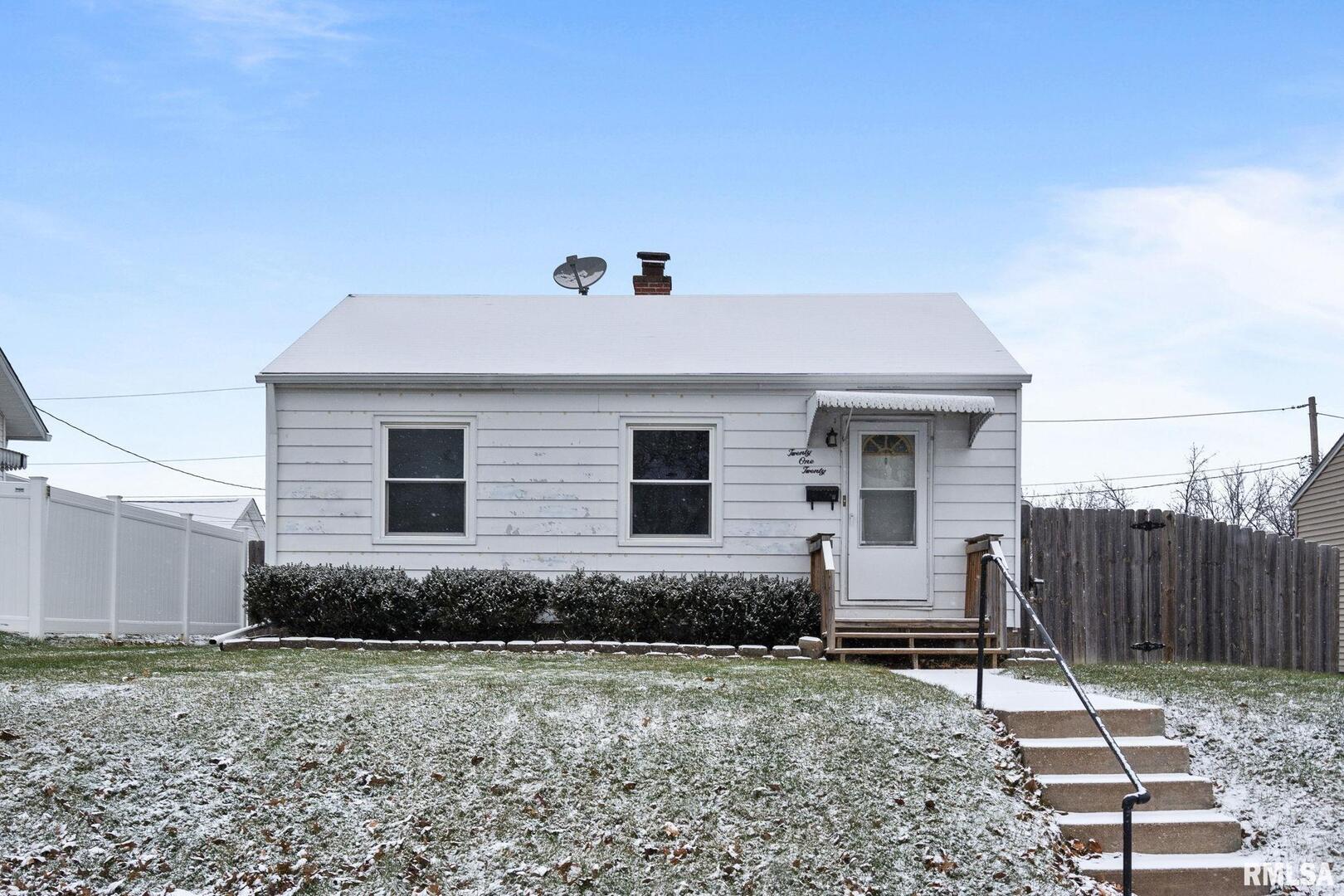 2120 W HIGH Street