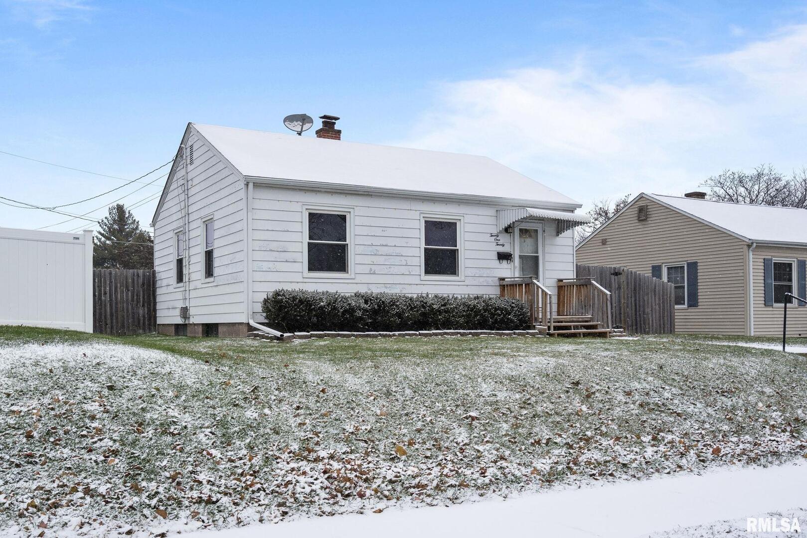 2120 W HIGH Street