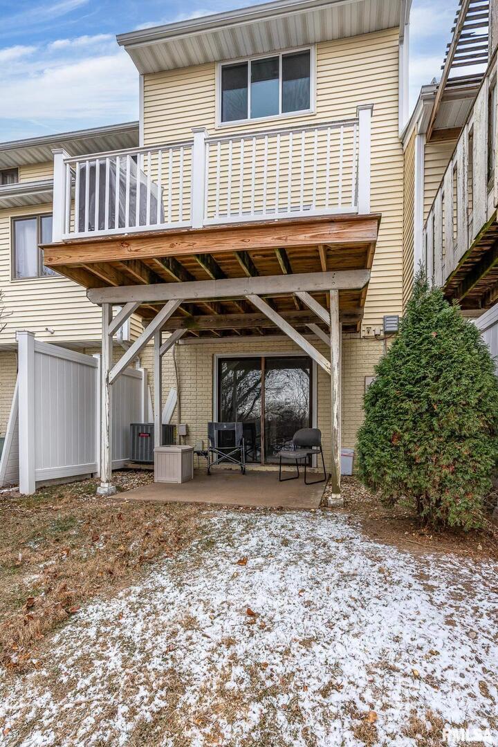 3077 WILLOWWOOD Drive