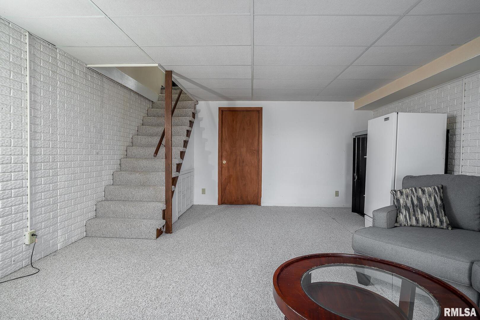3077 WILLOWWOOD Drive