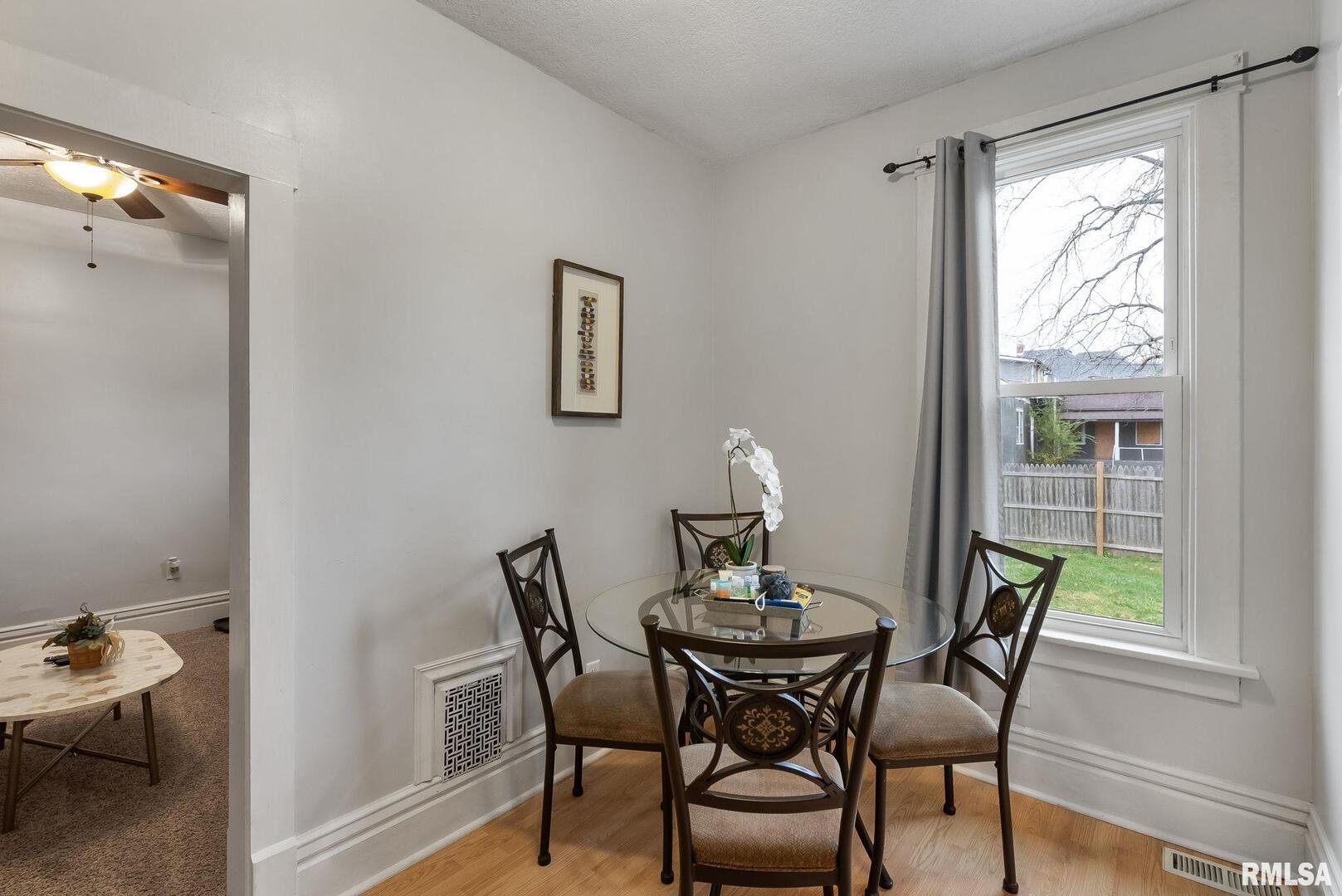 211 E LOCUST Street