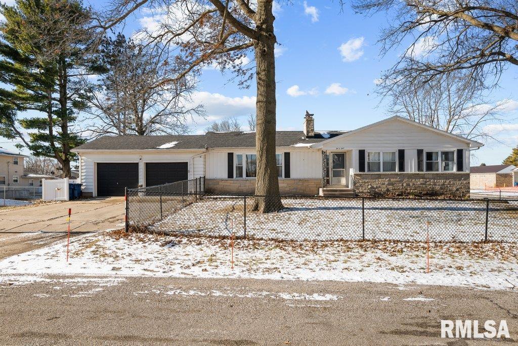 204 1ST Street